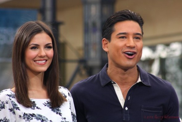 Victoria Justice & Mario Lopez